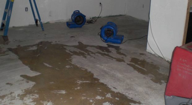 drying-out-a-flooded-basement-in--Louisville-KY
